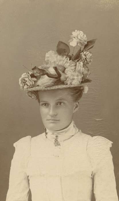 woman, USA, Iowa History, Davis-Orwoll, Shirley, history of Iowa, hat, Portraits - Individual, high collar, flowers, Iowa