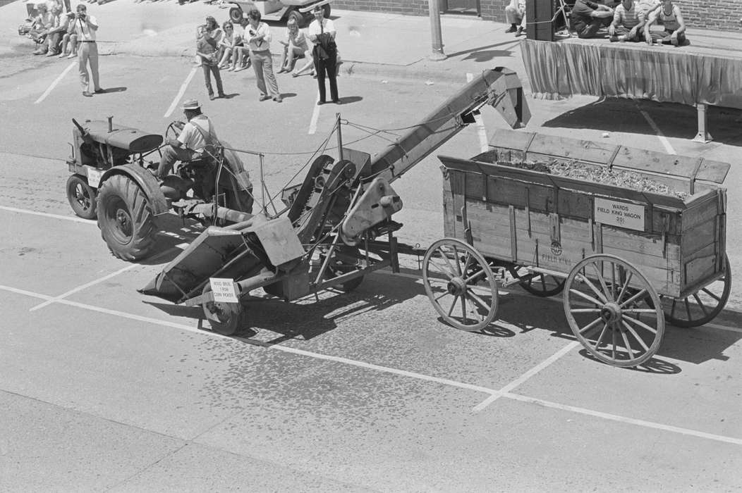 parade, Coon Rapids, Civic Engagement, Coon Rapids Enterprise, Iowa, historic, United States, ia, history, Photos, IA