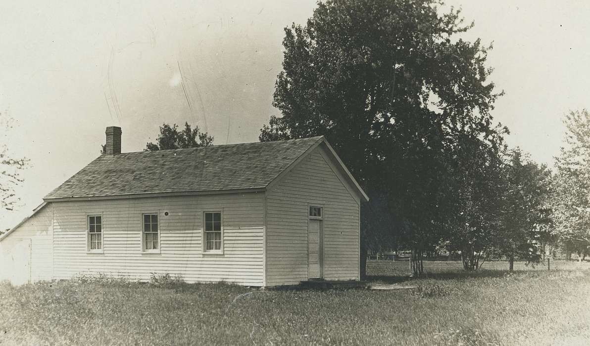 cabin, Waverly Public Library, Cities and Towns, correct date needed, Iowa, Iowa History, history of Iowa