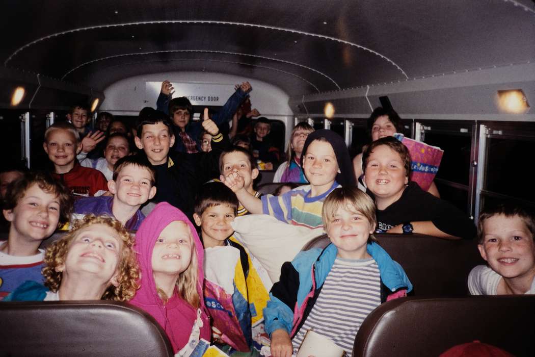 ia, school bus, Iowa, Motorized Vehicles, Coon Rapids Enterprise, Children, United States, bus, field trip, Travel, second grade missouri trip, Schools and Education, history, Photos, Portraits - Group, missouri trip, historic, MO, school trip